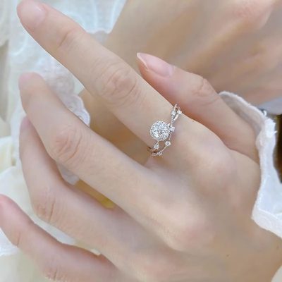 Nhẫn bạc cầu hôn đẹp